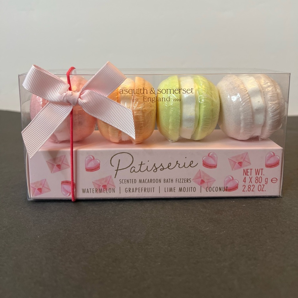 NIB Asquith & Somerset Macaroon Bath Bombs Set